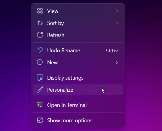 รูปภาพหน้าจอ คลิกขวาบน Desktop แล้วเลือกเมนู Personalize