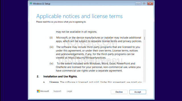 หน้าจอยอมรับข้อตกลง License ของ Windows 11