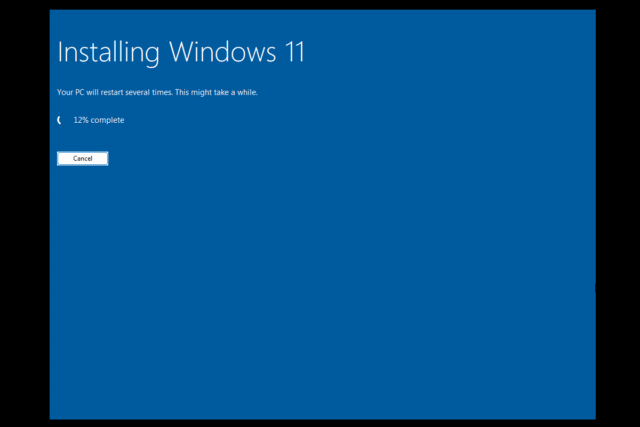สถานะการติดตั้ง Windows 11