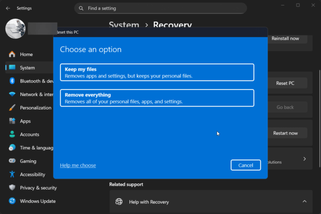 ตัวเลือก Keep my files และ Remove everything สำหรับการรีเซ็ต Windows 11